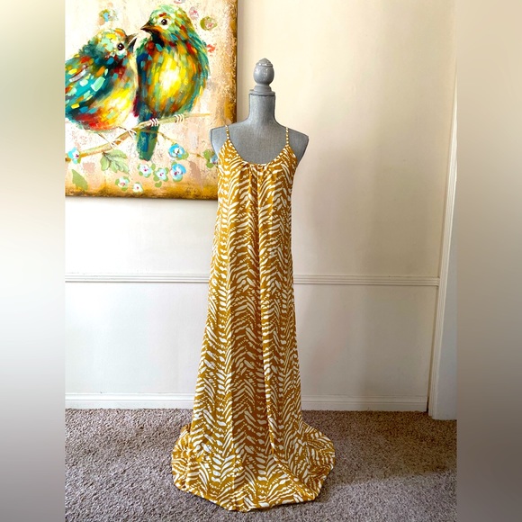 MADE WITH ❤️ SPAGHETTI STRAP LIGHTWEIGHT FLOWY MAXI DRESS SIZE LARGE 🌟NWT🌟 - Picture 11 of 12